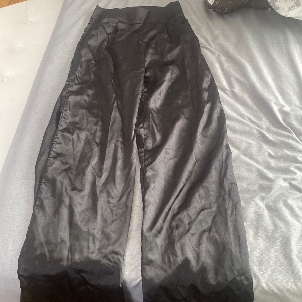 Nwot plt blsck satin palazoo pants